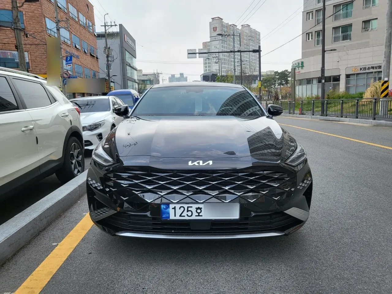 무심사 장기렌트 K8 출고후기_변화한 도시와 플래그십의 조화